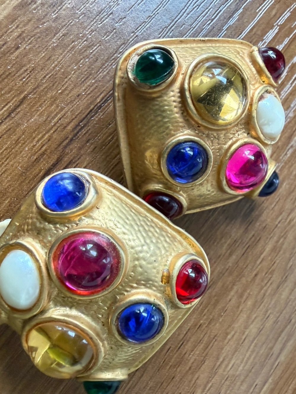 Vintage unsigned Blanca - Gold-Tone Multicolor Cabochon Clip-On Earrings
